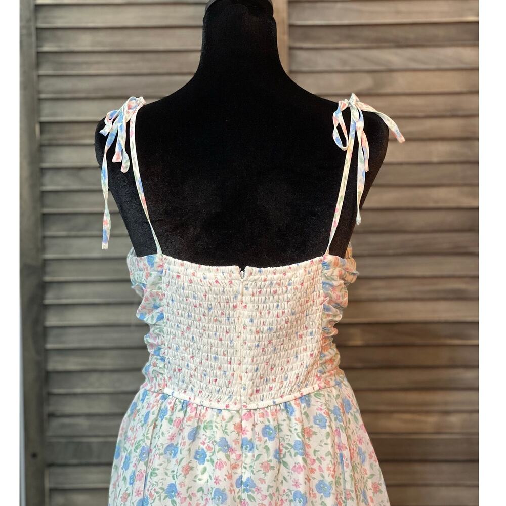 Altar'd State Malaya Ivory Floral Tie Strap Smocked Romper XL NWT Garden Party - Picture 5 of 11
